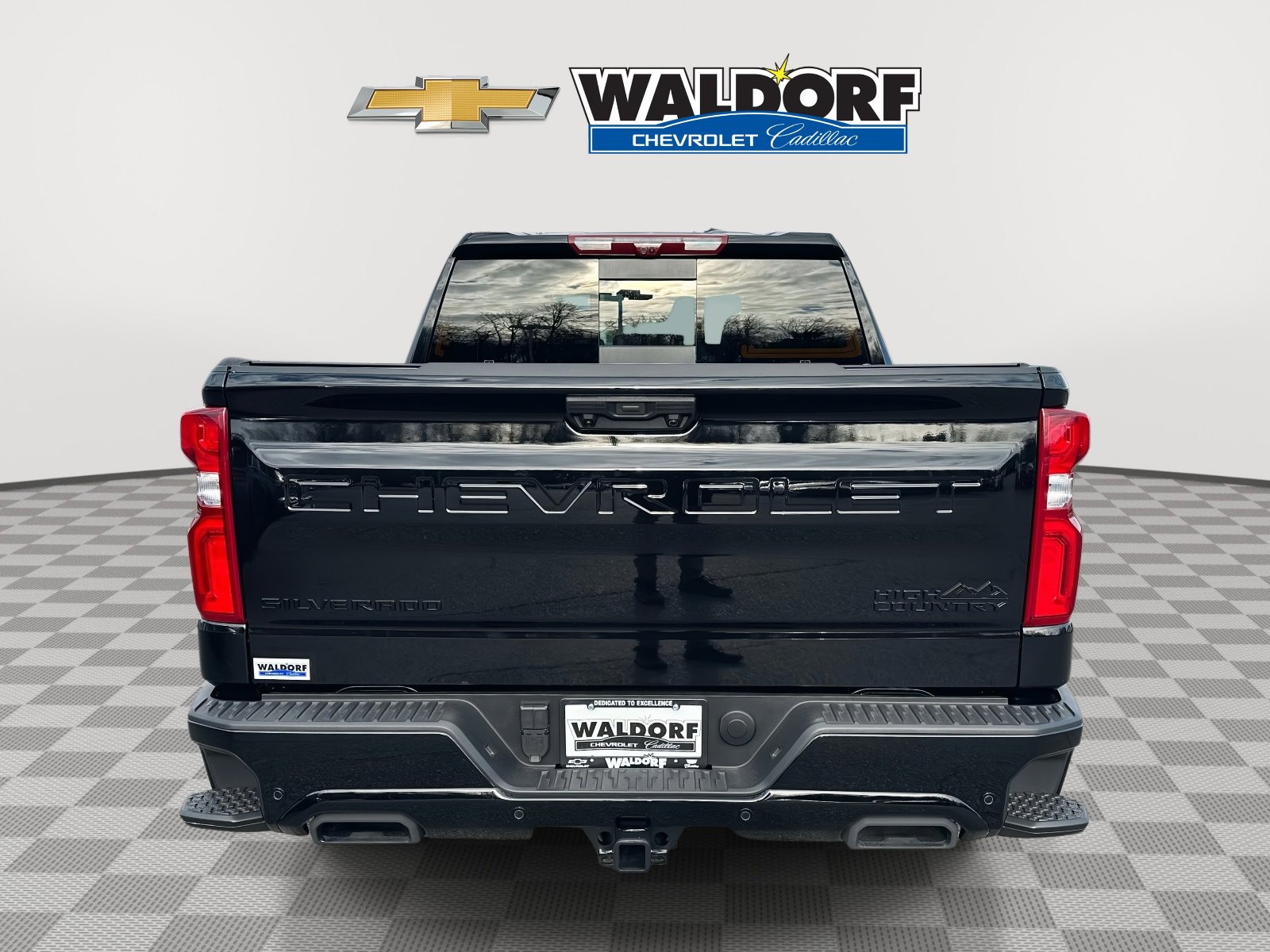 Certified 2025 Chevrolet Silverado 1500 High Country w/ Midnight Edition image 6