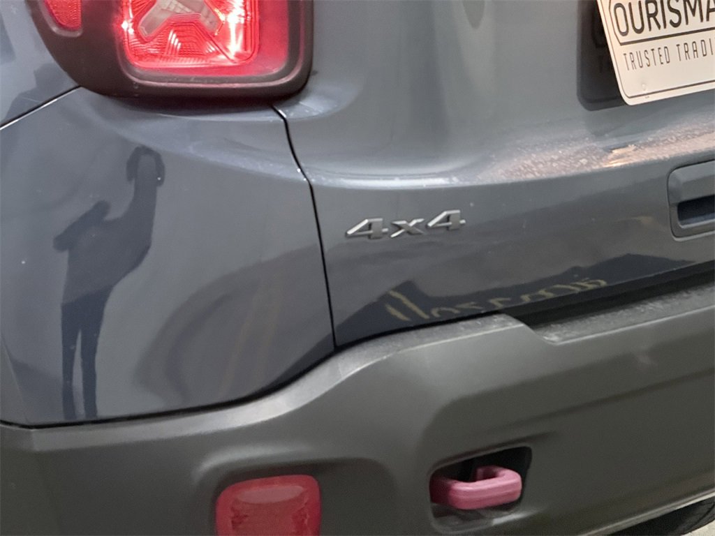 Used 2020 Jeep Renegade Trailhawk image 5