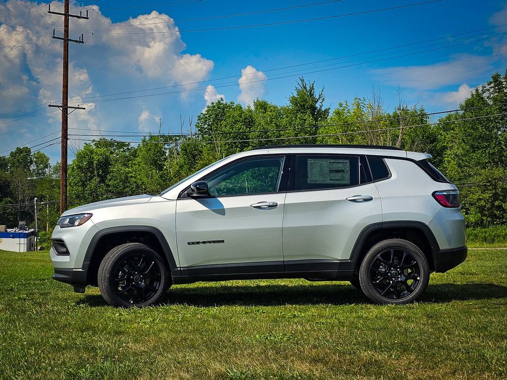 New 2026 Jeep Compass Latitude AWD/4WD image 6
