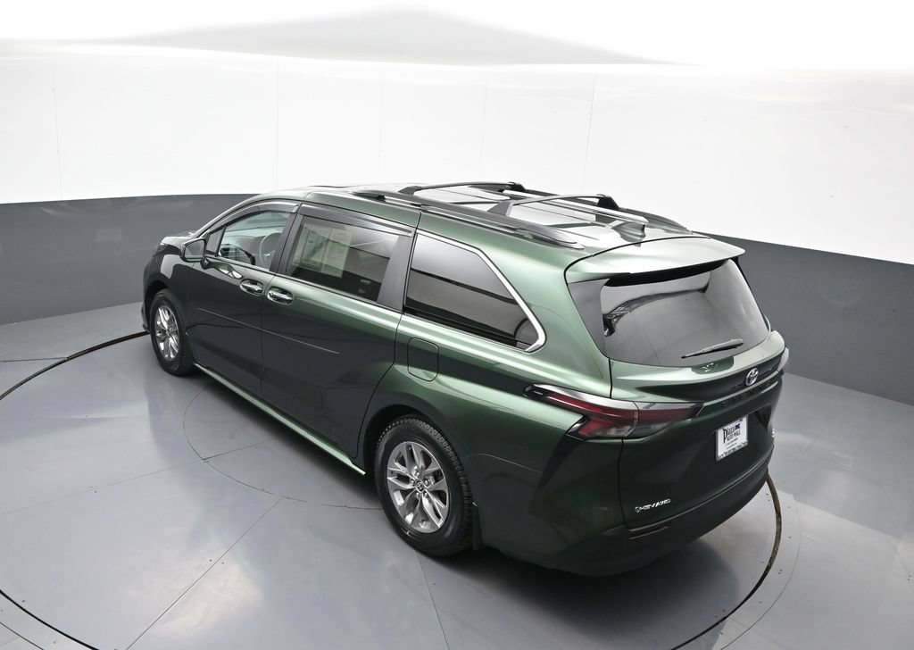 Certified 2025 Toyota Sienna XLE w/ XLE Plus Package AWD/4WD image 42