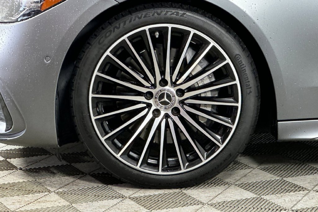 Used 2022 Mercedes-Benz C 300 Sedan image 32