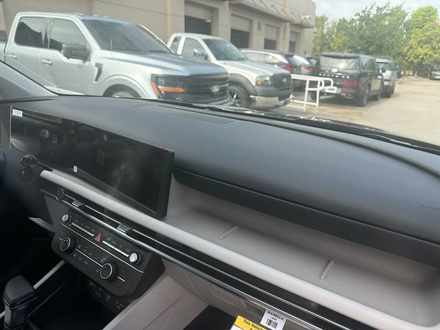 New 2026 Hyundai Tucson SE image 29