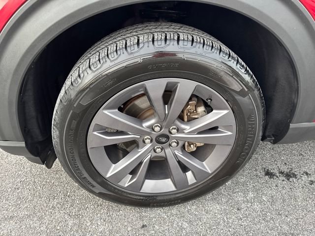 Used 2021 Ford Explorer XLT w/ Equipment Group 202A image 27