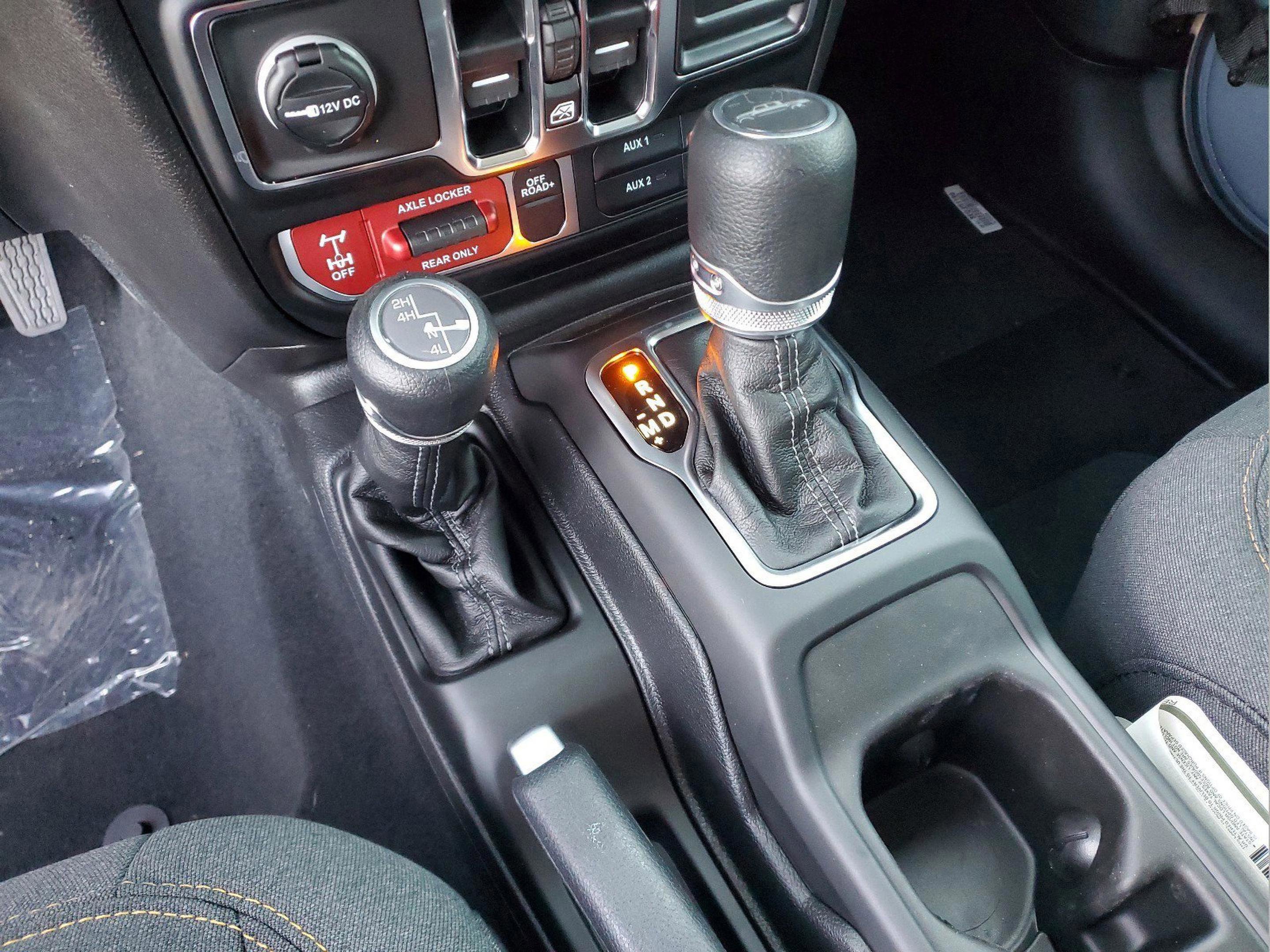 New 2026 Jeep Gladiator Sport AWD/4WD image 12
