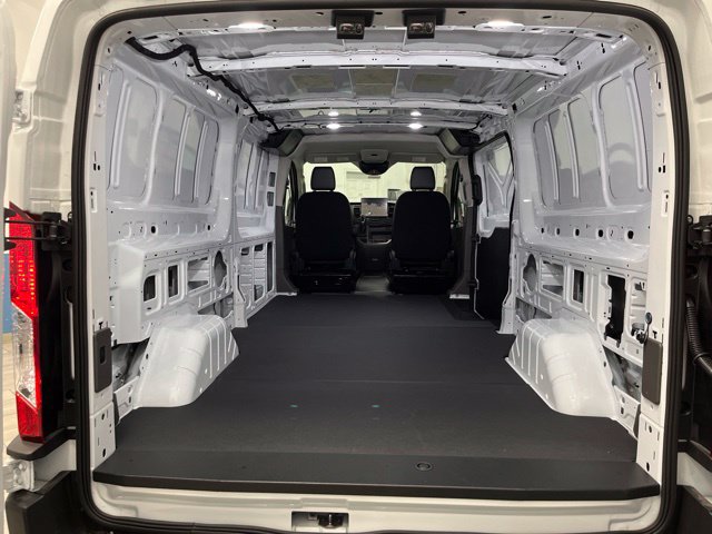 New 2026 Ford Transit 250 Low Roof RWD image 27