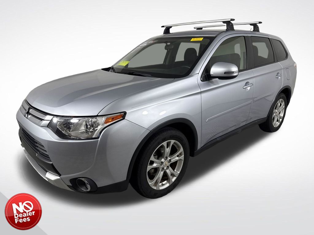 Used 2015 Mitsubishi Outlander SE image 7