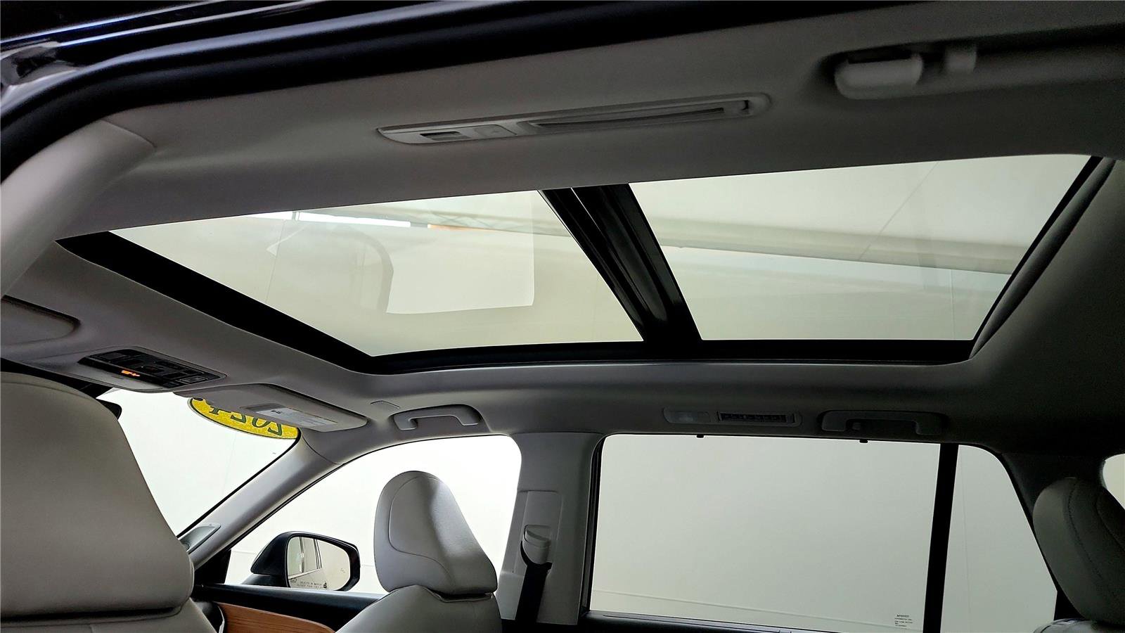 Used 2024 Toyota Grand Highlander Limited image 30