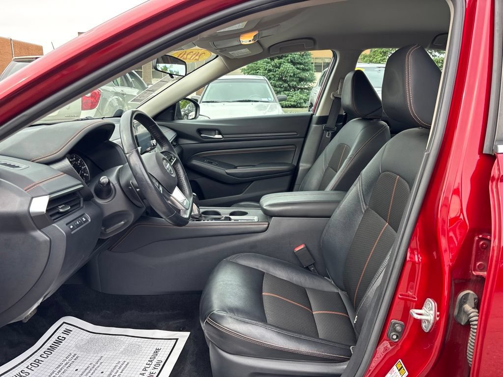 Used 2020 Nissan Altima 2.5 SR AWD/4WD image 18