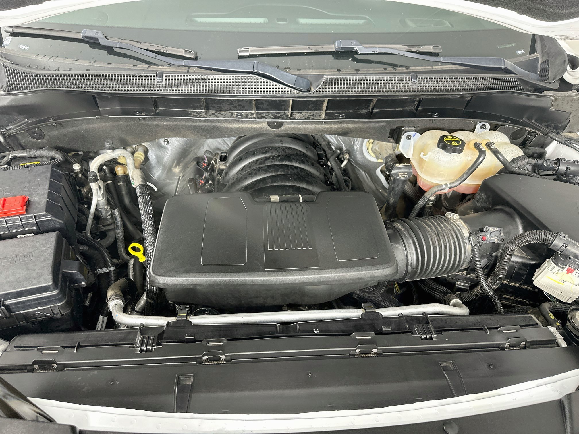 Used 2024 Chevrolet Tahoe LT w/ Luxury Package RWD image 35