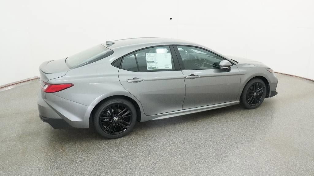 New 2026 Toyota Camry SE image 10