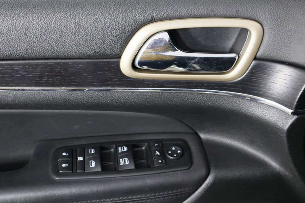 Used 2014 Jeep Grand Cherokee Summit image 20