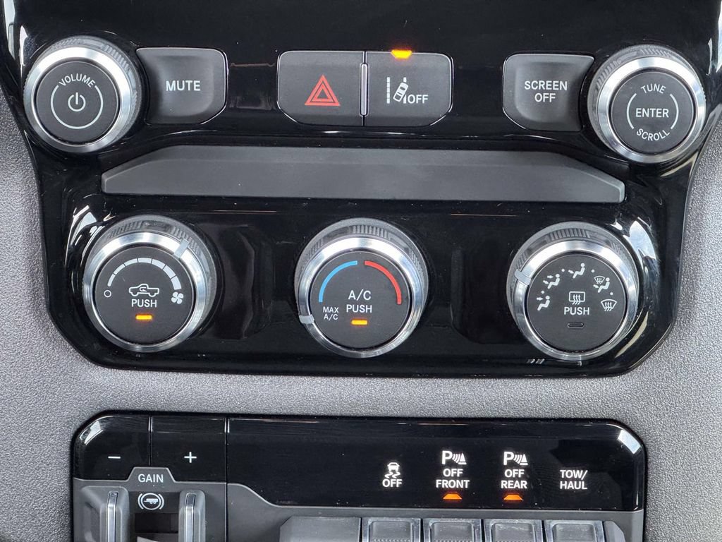 Used 2026 RAM 1500 Warlock AWD/4WD image 20