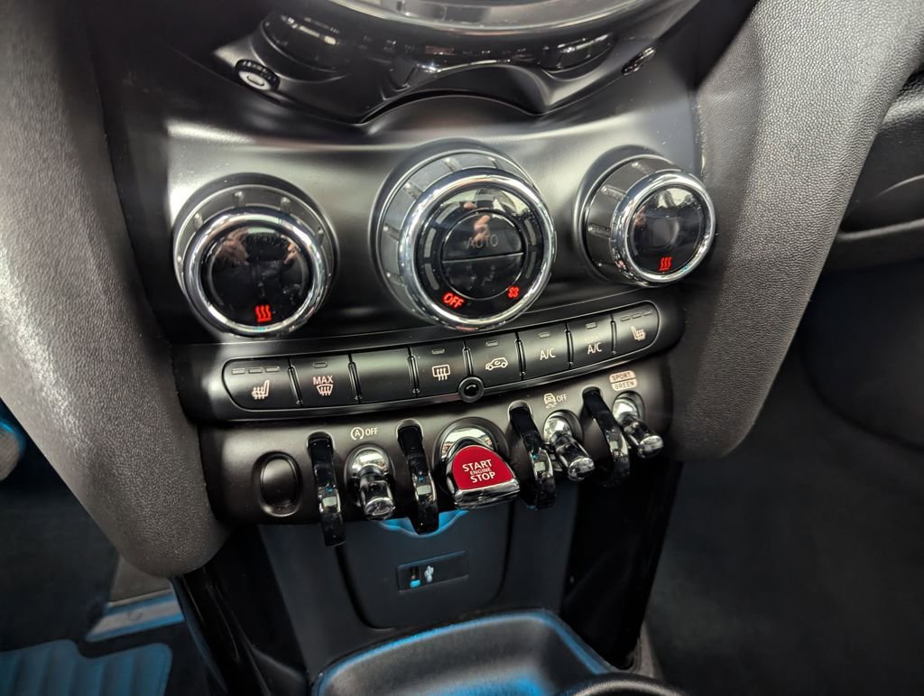 Used 2020 MINI Cooper S image 40