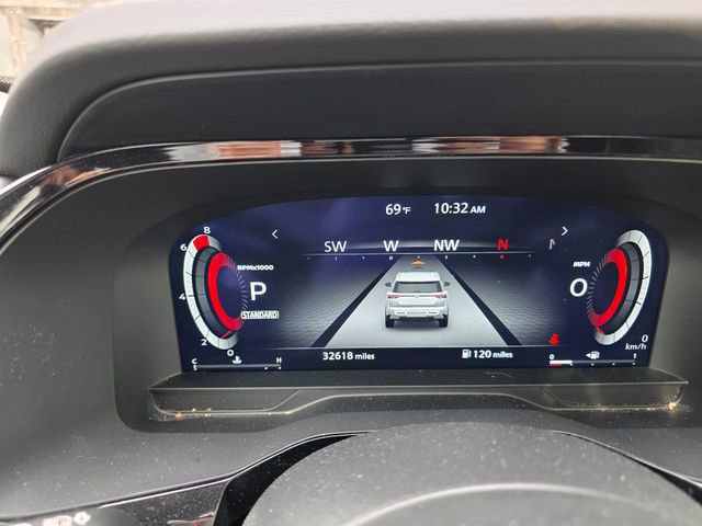 Used 2024 Nissan Pathfinder Platinum w/ Cargo Package image 17