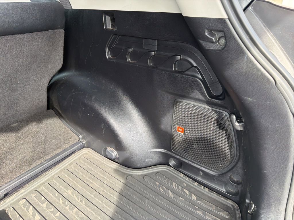 Used 2017 Toyota RAV4 Limited image 36