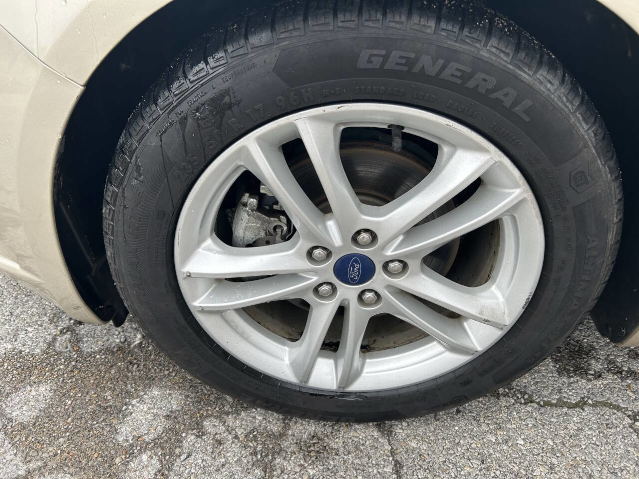 Used 2018 Ford Fusion SE image 14