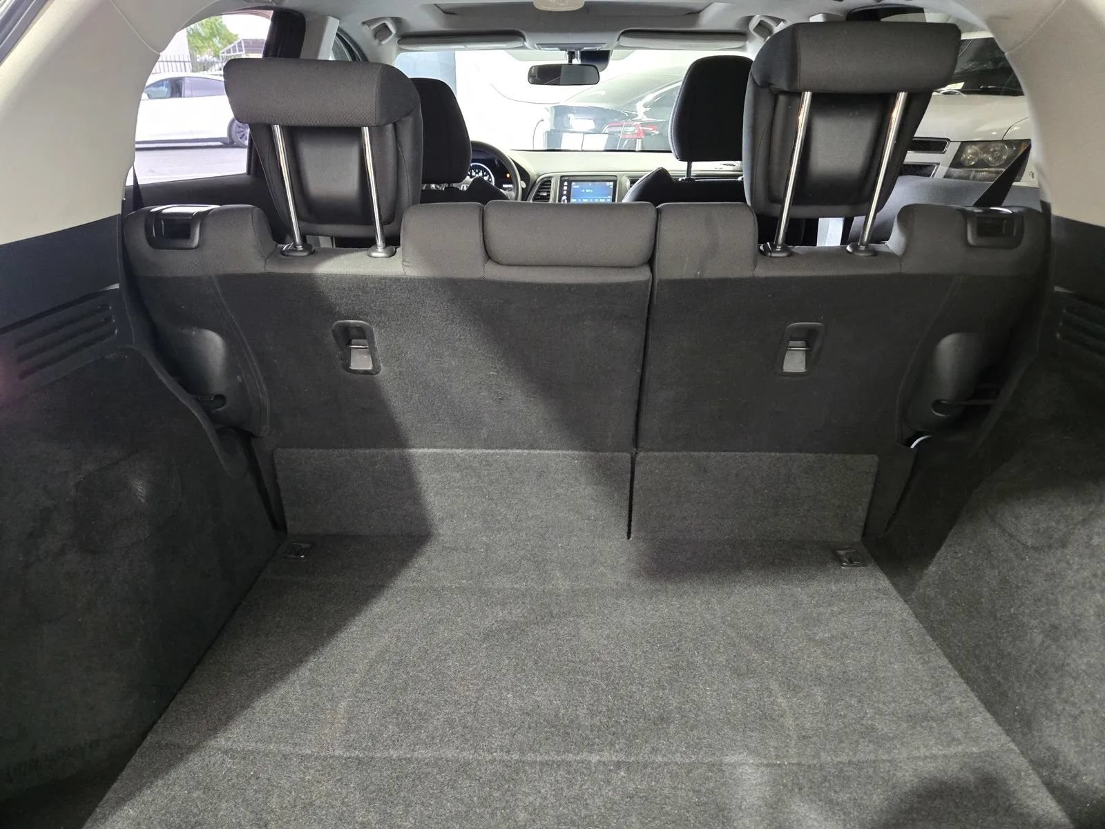 Used 2022 Honda HR-V EX image 10