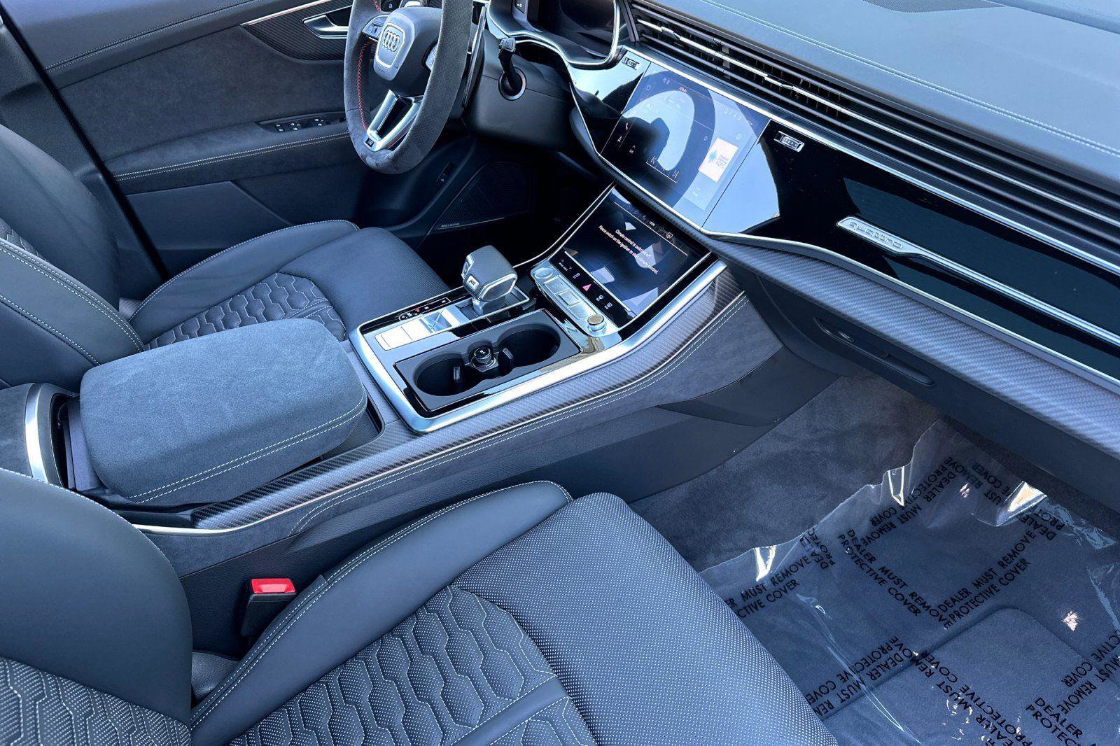 Used 2025 Audi RS Q8 performance image 15