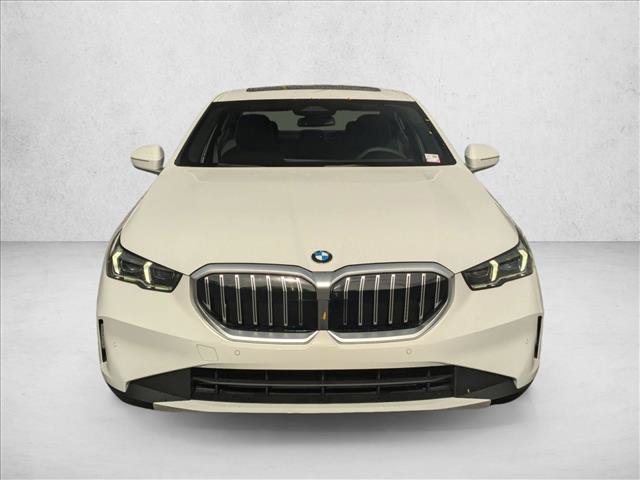 Used 2026 BMW 530i xDrive AWD/4WD image 6