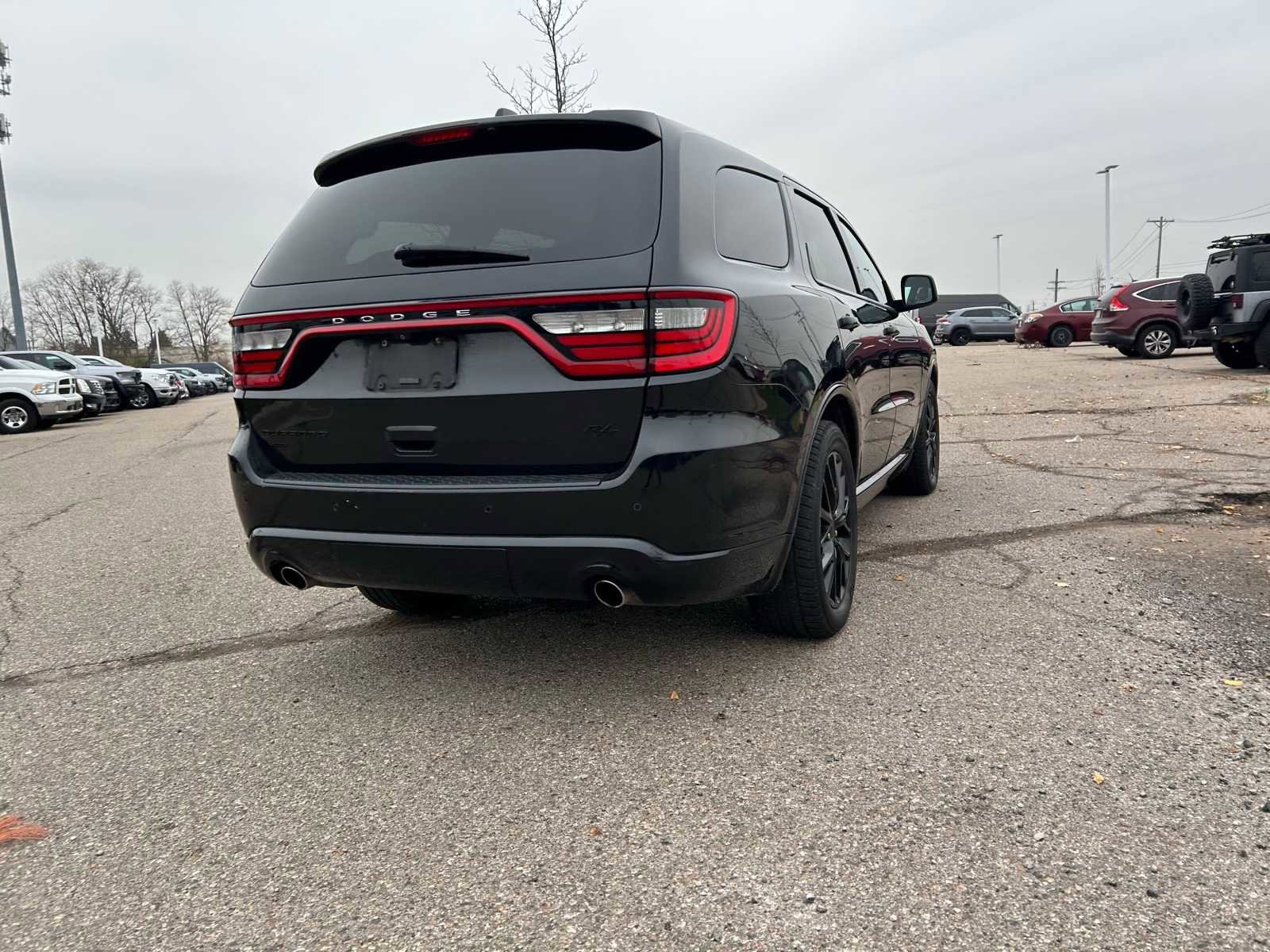 Used 2016 Dodge Durango R/T w/ Blacktop Package image 22