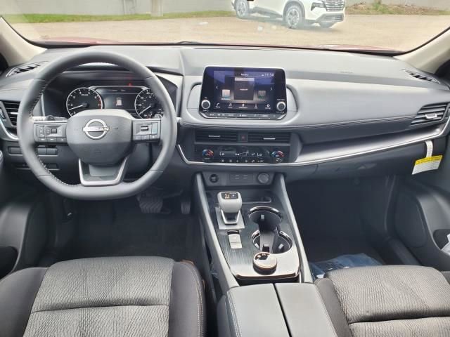 New 2026 Nissan Rogue SV image 10