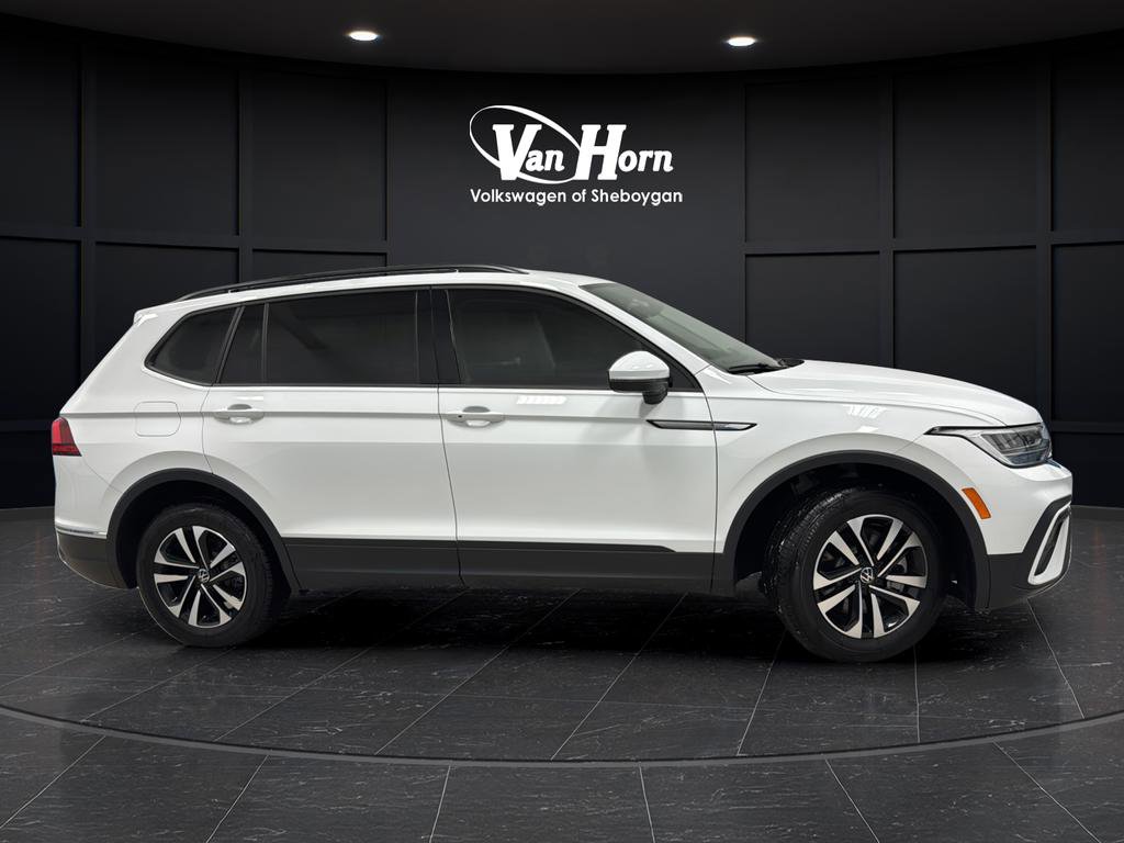 Used 2024 Volkswagen Tiguan S image 8