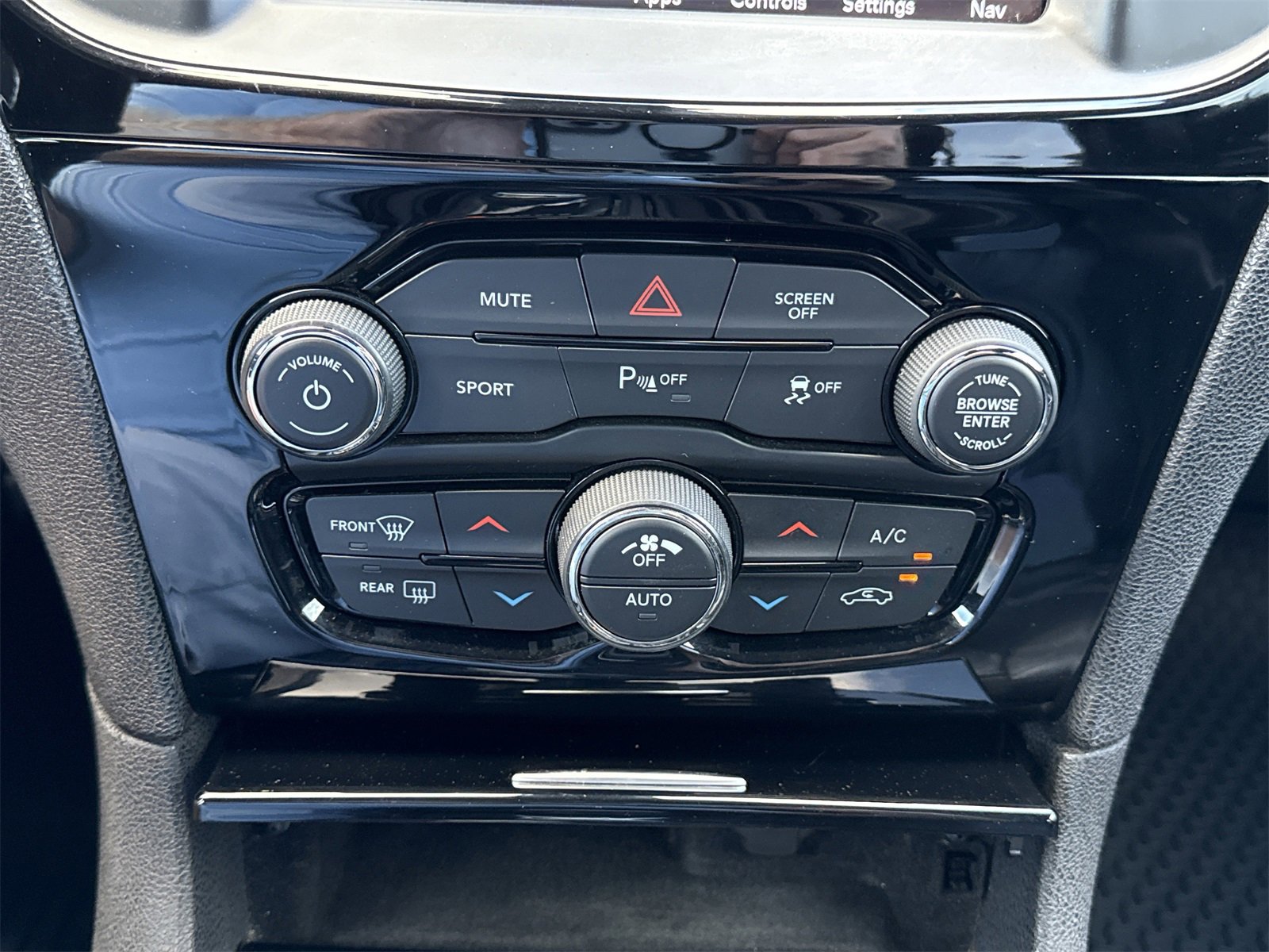 Used 2021 Chrysler 300 S image 26