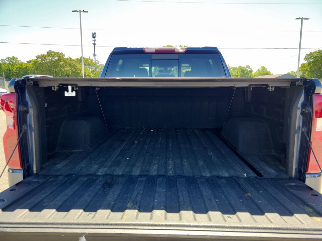 Used 2019 Chevrolet Silverado 1500 LT w/ All-Star Edition AWD/4WD image 8
