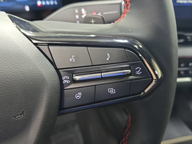 New 2026 Chevrolet Equinox RS w/ Convenience Package III AWD/4WD image 21