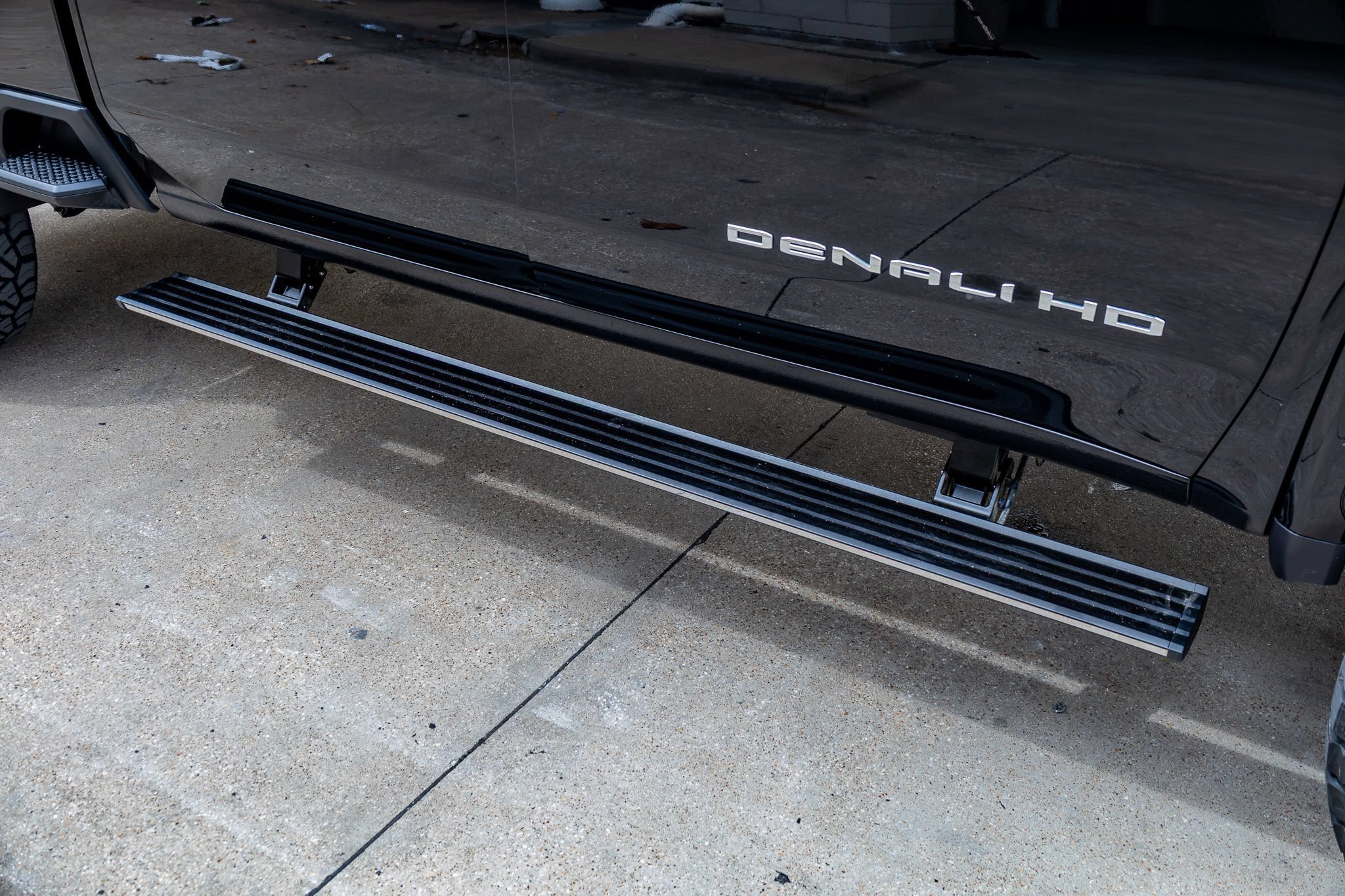 Used 2025 GMC Sierra 2500 Denali Ultimate AWD/4WD image 13