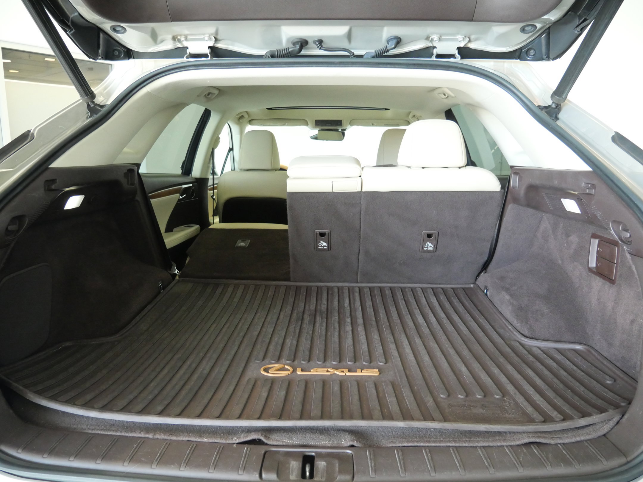 Used 2020 Lexus RX 350 AWD w/ Premium Package image 29