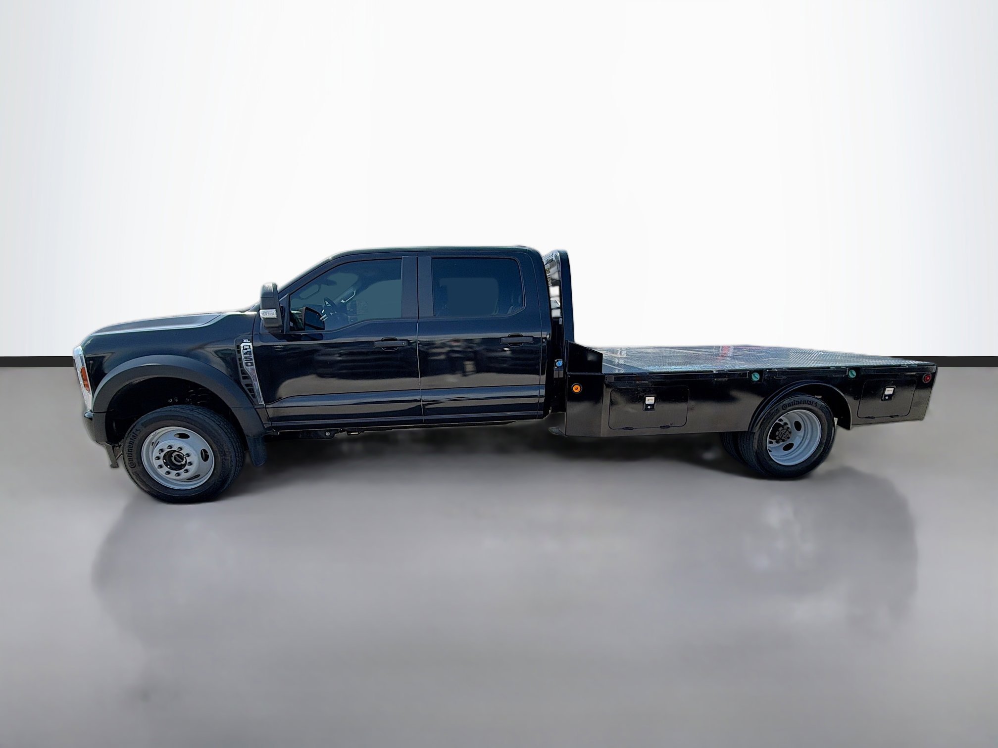 Used 2024 Ford F450 XL image 6