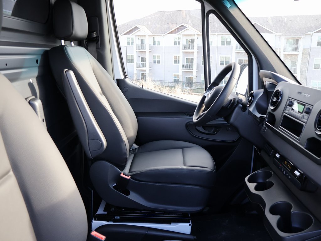 New 2026 Mercedes-Benz Sprinter 2500 image 10