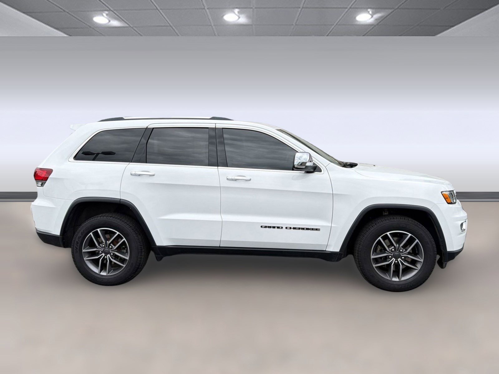 Used 2020 Jeep Grand Cherokee Limited AWD/4WD image 8