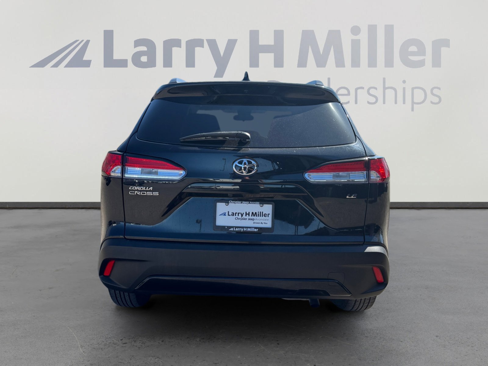 Used 2022 Toyota Corolla Cross LE FWD image 4
