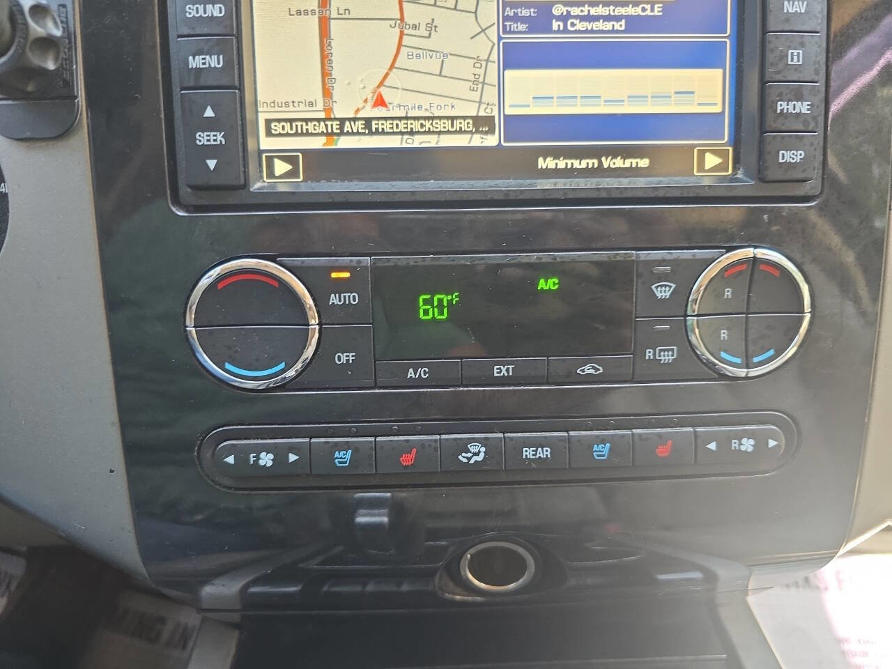 Used 2012 Ford Expedition EL Limited image 32