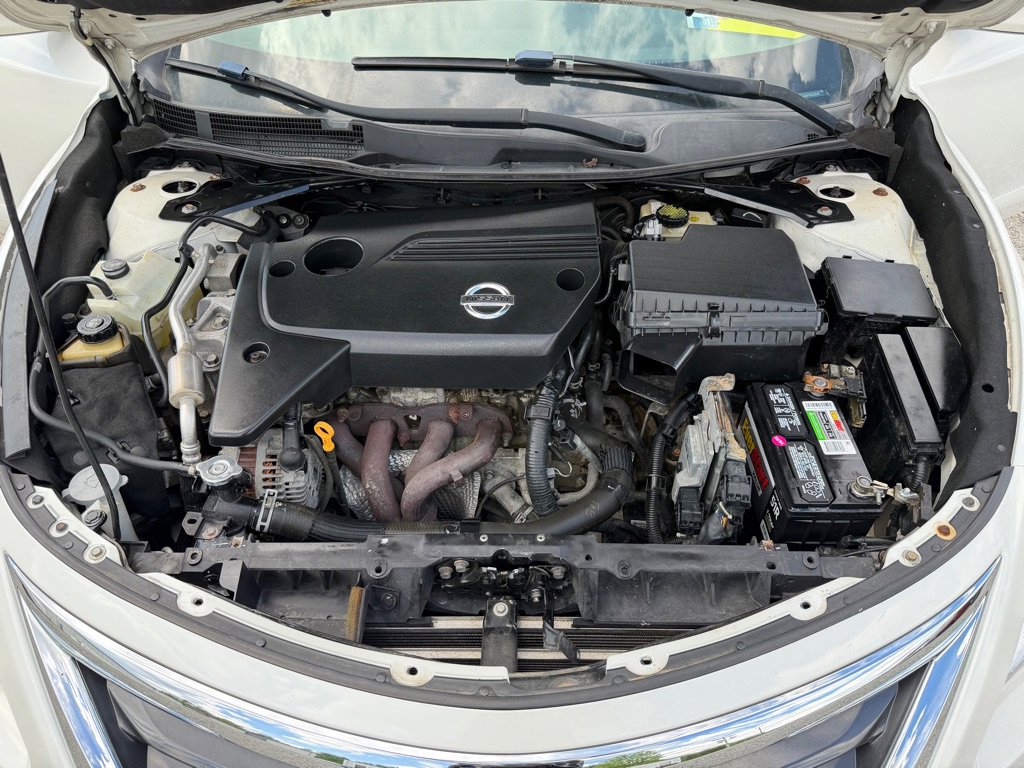 Used 2013 Nissan Altima 2.5 SV FWD image 27