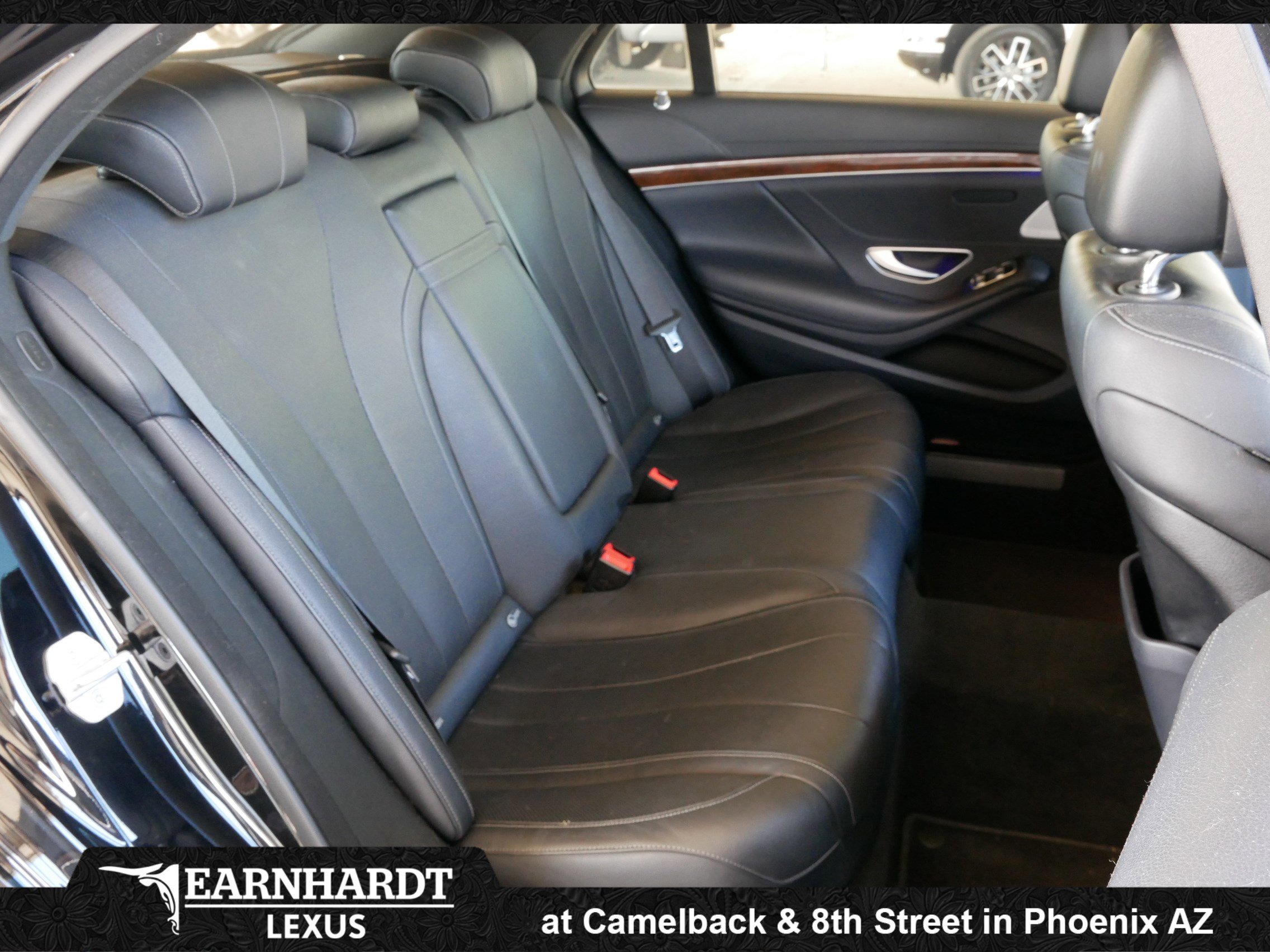 Used 2017 Mercedes-Benz S 550 Sedan image 4