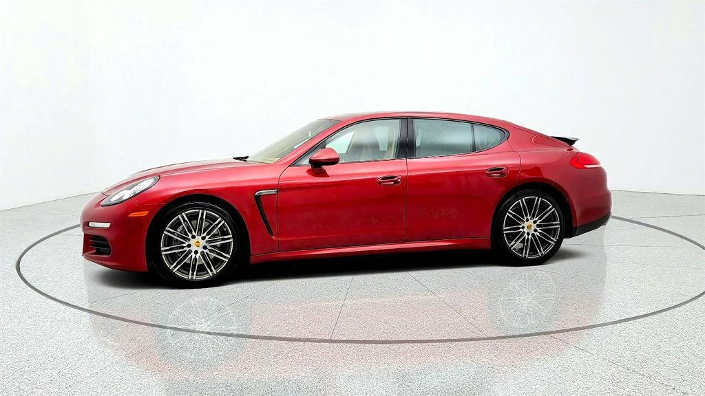 Used 2016 Porsche Panamera 4 Edition AWD/4WD image 8
