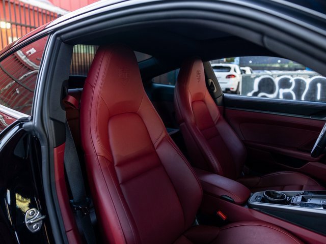 Used 2024 Porsche 911 Carrera 4S image 29