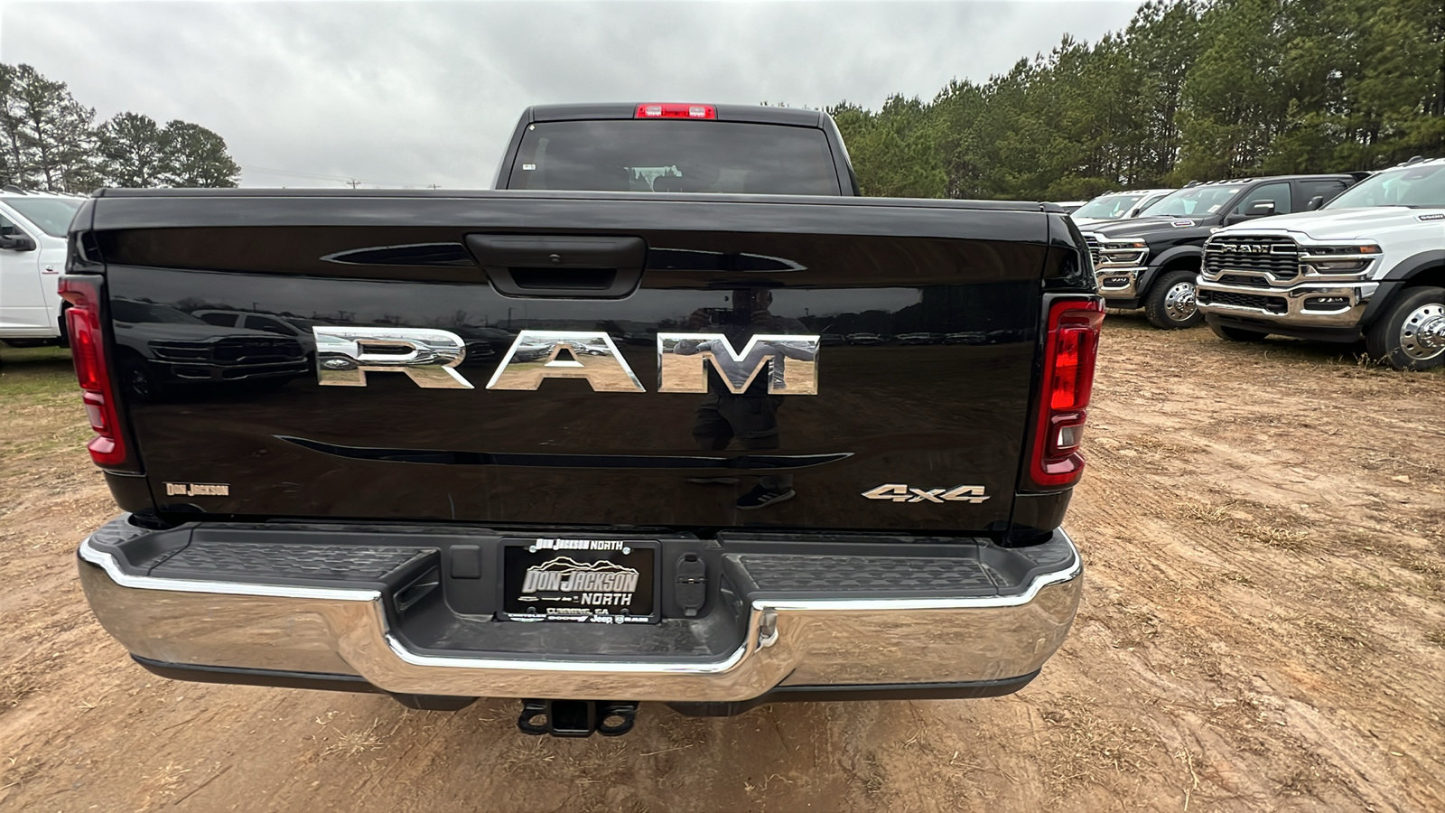 New 2026 RAM 2500 Tradesman w/ Chrome Appearance Group AWD/4WD image 9