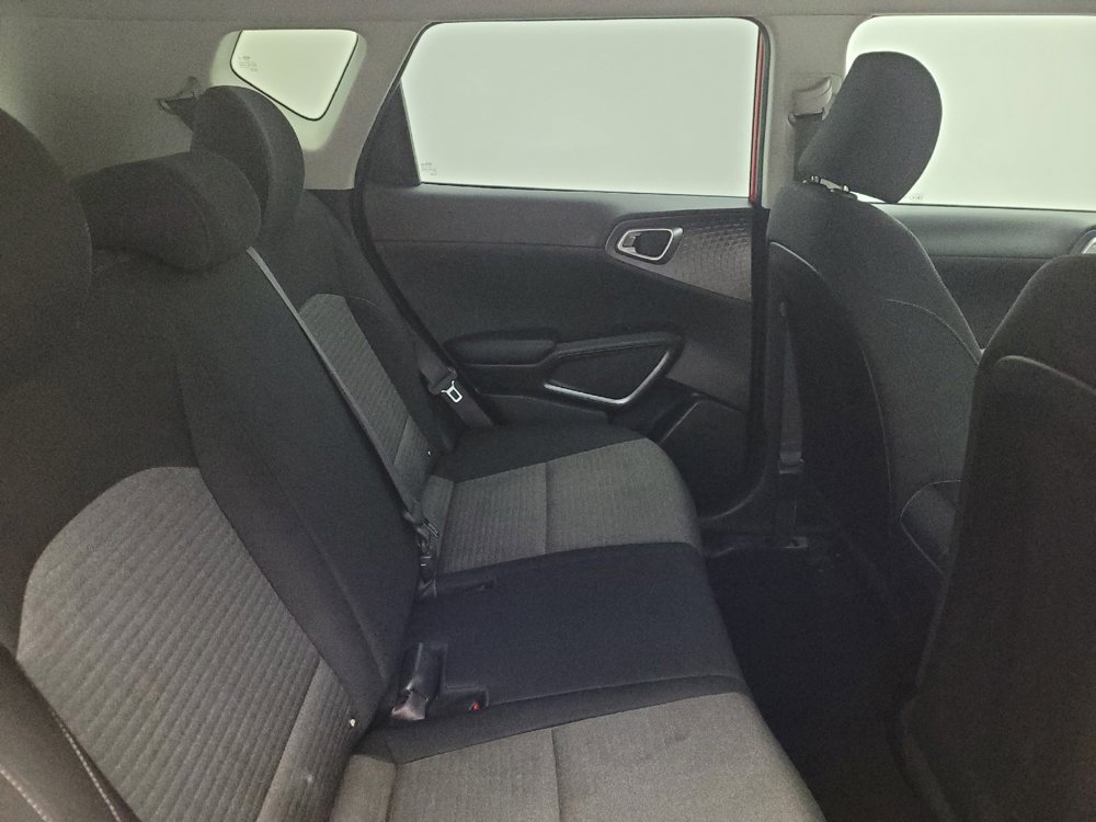 Used 2020 Kia Soul S image 19
