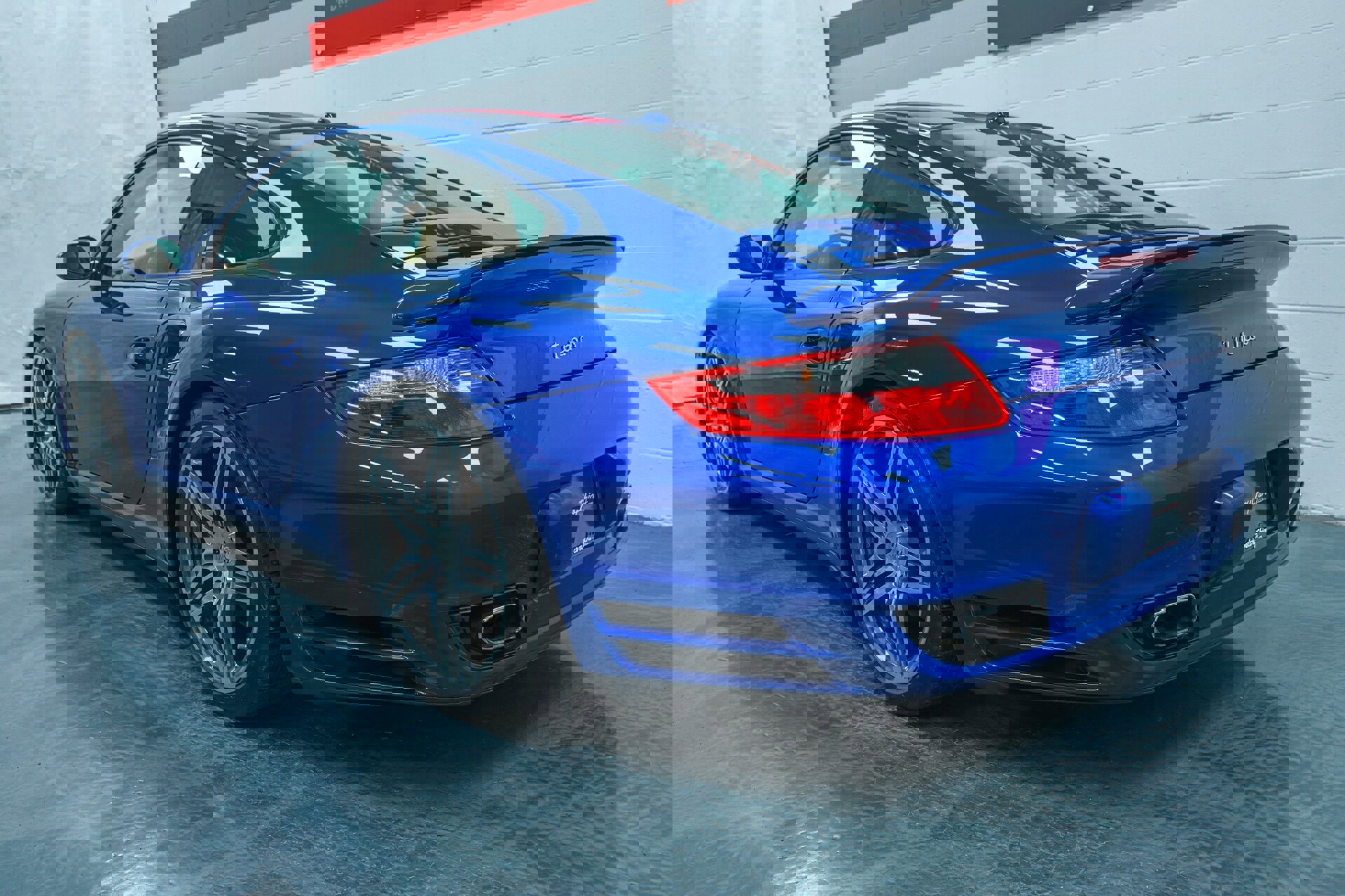 Used 2009 Porsche 911 Turbo image 16