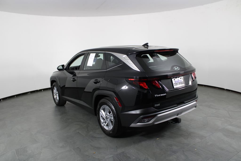 Certified 2026 Hyundai Tucson SE image 4