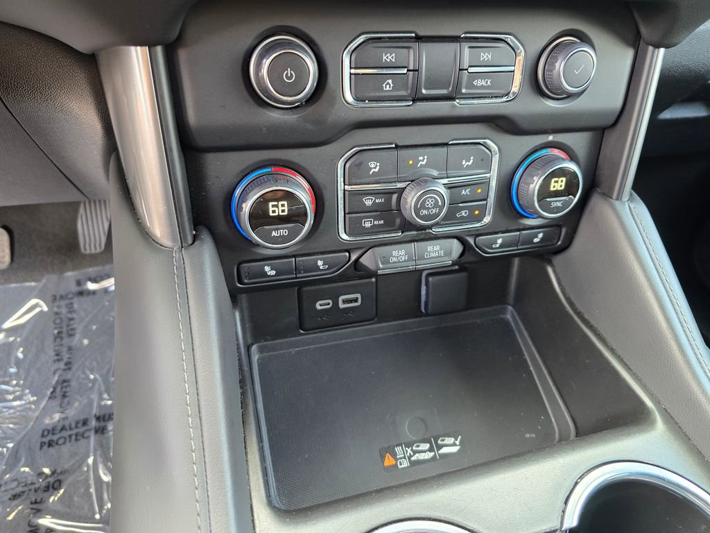 Used 2024 Chevrolet Tahoe LT AWD/4WD image 27