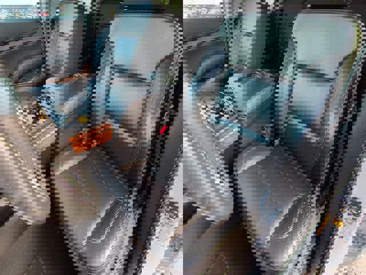 Used 2019 Chevrolet Suburban Premier image 16