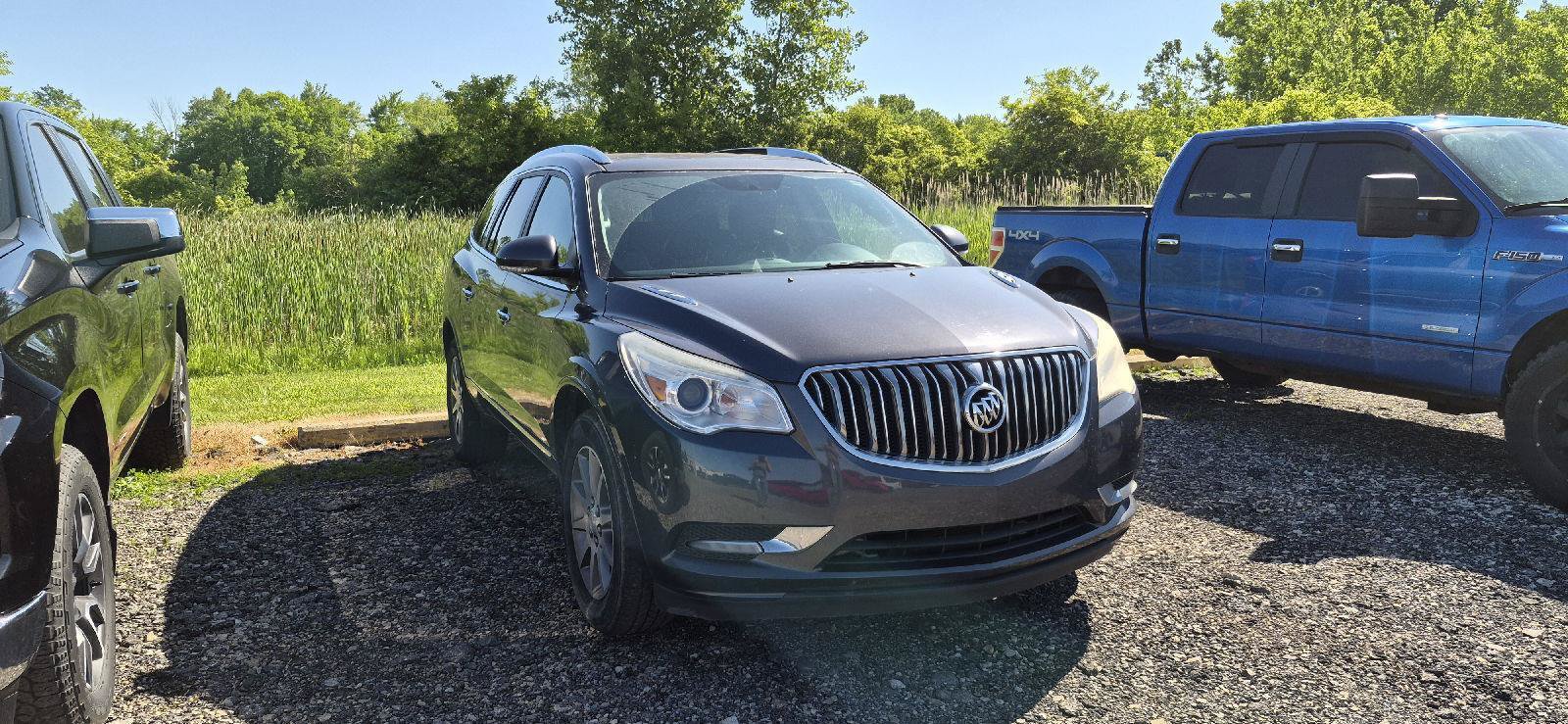 Used 2014 Buick Enclave Leather FWD image 2