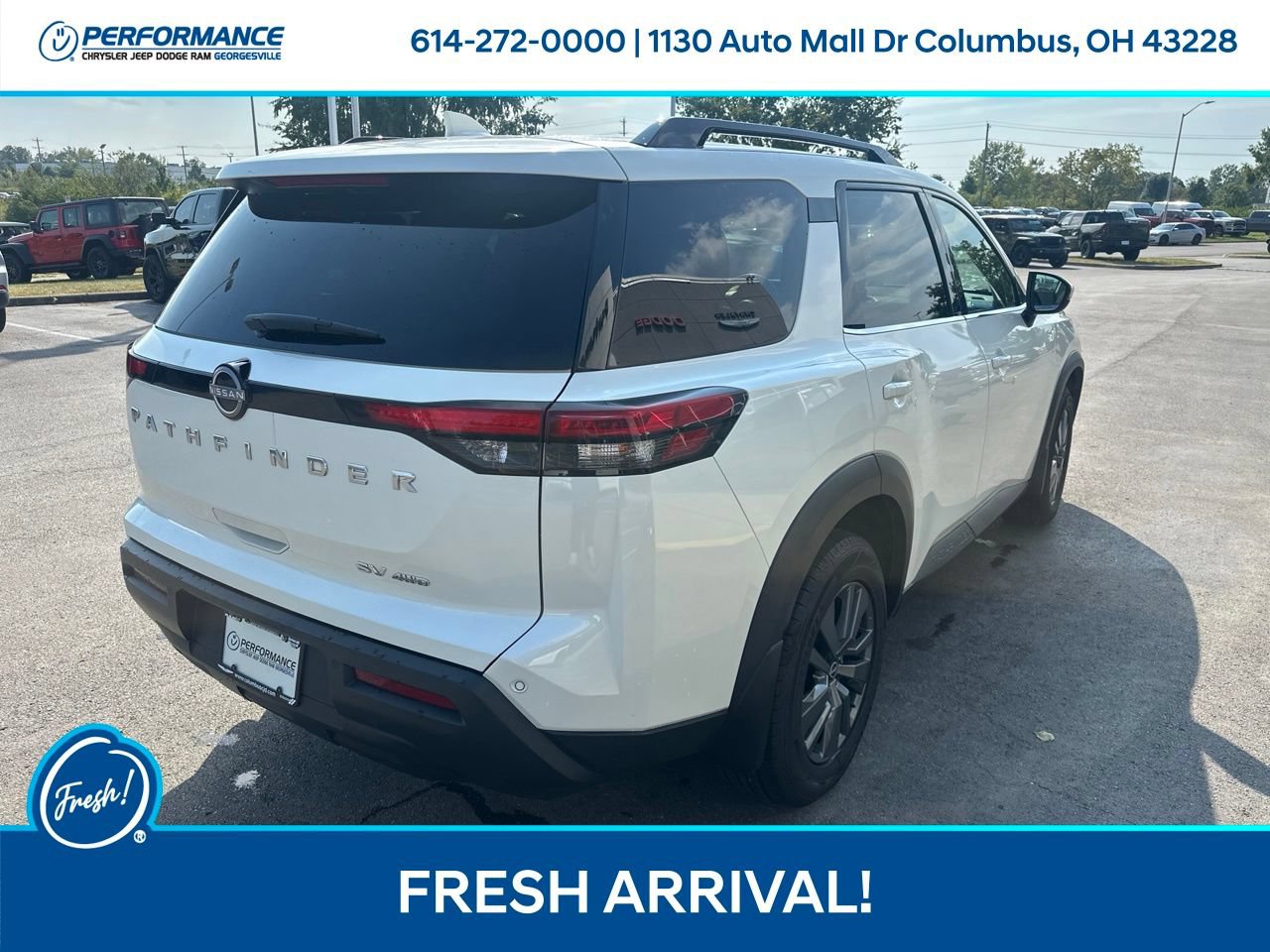 Used 2023 Nissan Pathfinder SV AWD/4WD image 4