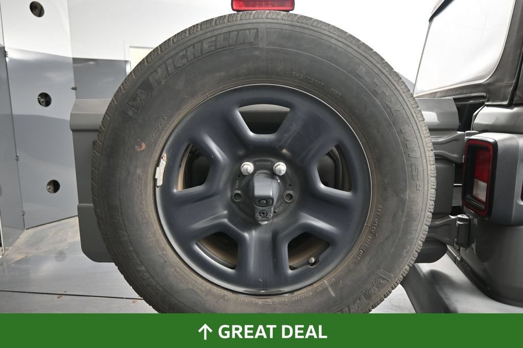 Used 2023 Jeep Wrangler Unlimited Sport AWD/4WD image 19
