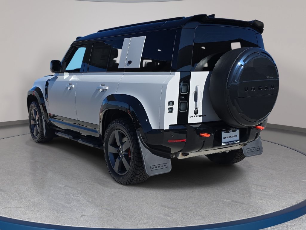 New 2026 Land Rover Defender 110 X AWD/4WD image 7
